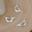 2 Silver Plated HEART HANDS Claddagh / Claddaugh Connectors, Metal Hands Holding, Irish Charm Pendants . chs2764