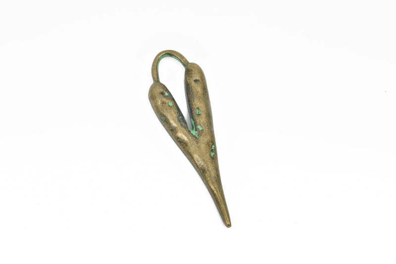 5 HEART Charm Pendants, hammered bronze metal with green verdigris patina, stylized elongated heart, 60x18mm, 2-3/8" long chb0527