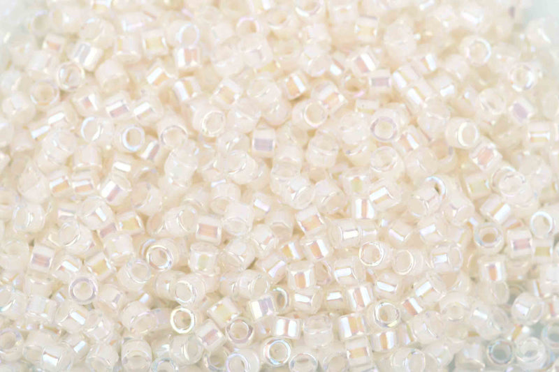 Size 15/0 Miyuki Delica Seed Beads, Crystal Luster, Color DBS0050, 7 grams, bsd0037