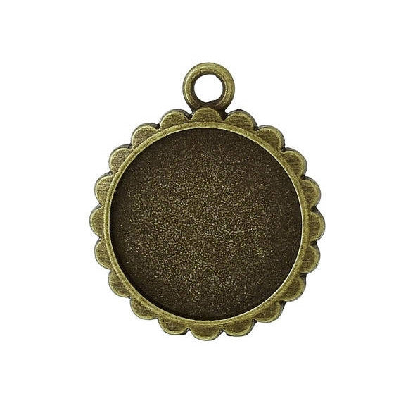 10 ROUND CABOCHON Blanks, Picture Frame Charm Pendant, scalloped edge, Antique Bronze Metal, fits 16mm cabochons, bronze bezel tray - chb0422