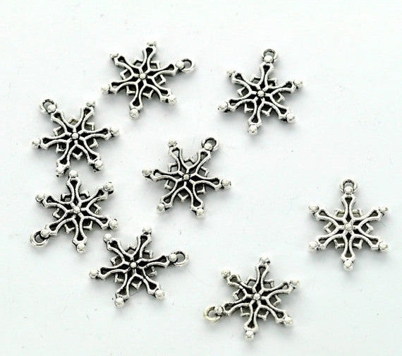 12 SNOWFLAKE Charm Pendants, Silver Metal  chs0660