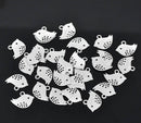 6 Silver MODERN BIRD . Charm Pendants, flat, silver tone metal  chs0960