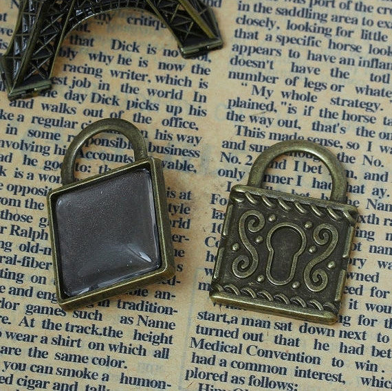 10 Key Lock Locket Antiqued Bronze Pendant Square, 3/4" 20x20mm Bezel Tray for charms, jewelry, key chains,  resin,  chb0498