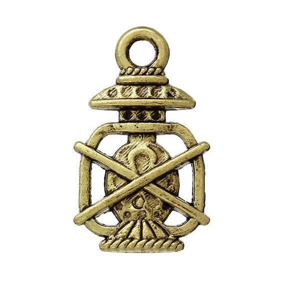 10 Gold Tone CAMPING LANTERN Pewter Charms or Pendants chg0155