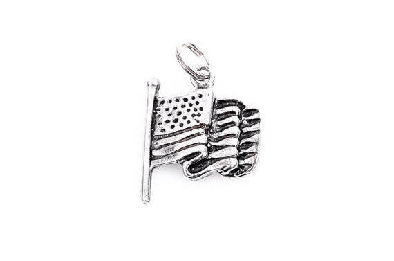 Waving US FLAG Sterling Silver Charm Pendant,  pms0118