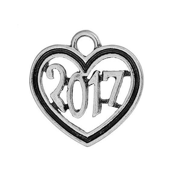 10 pcs 2017 Filigree Heart Silver Tone Charm Pendants, 17mm, Class of 2017 graduation charm, senior gift, chs2769