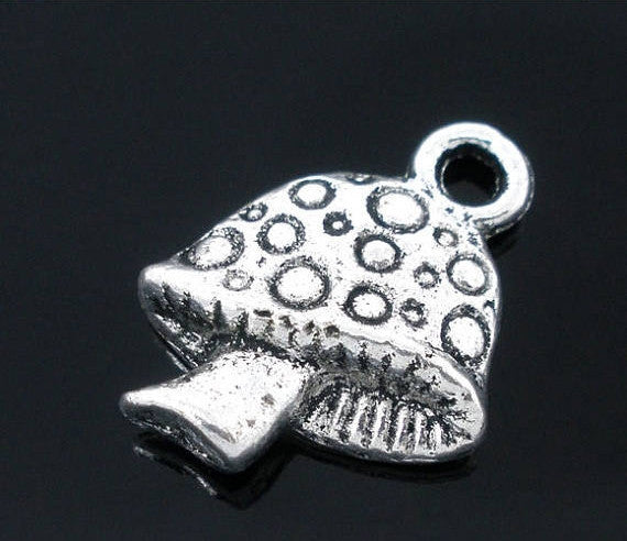 10 Silver Tone MUSHROOM TOADSTOOL Charm Pendants chs0745