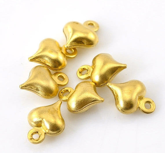 20 Small Gold Tone Puffed HEART Charm Pendants, 9x6mm  chg0131