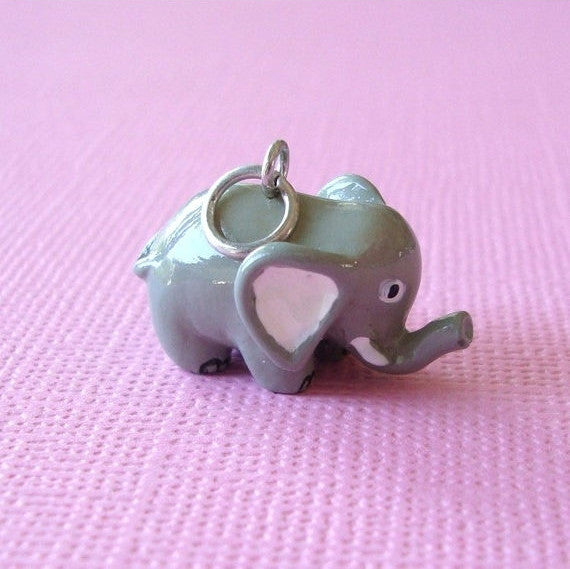 3D Gray Handpainted ELEPHANT Solid Resin Charm  Cha0117
