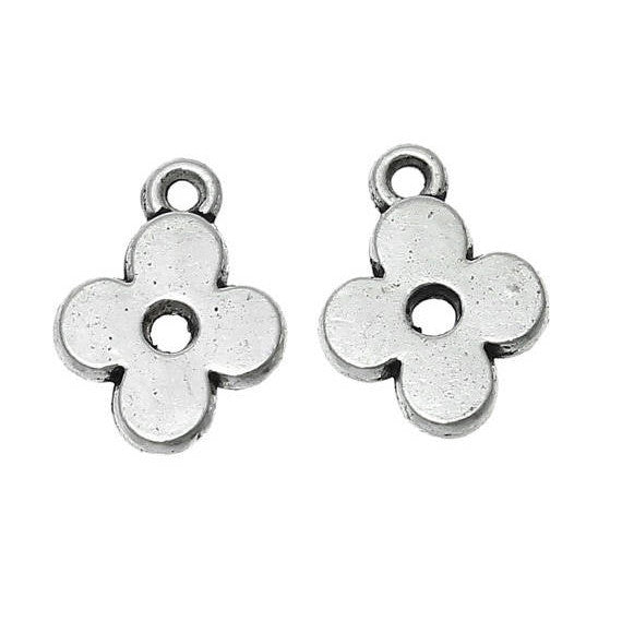 15 Silver FLOWER Charms, Antique Silver Tone Pendants, 3/8" chs1888