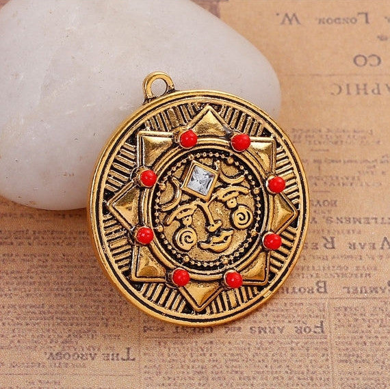 3 Gold Tone SUN FACE Charms Pendant with clear rhinestone and siam red accents, carved engraved design, 30mm, chg0555