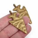 4 ARROWHEAD Charm Pendants, hammered bronze metal, reversible arrow head, 52x27mm, chb0513