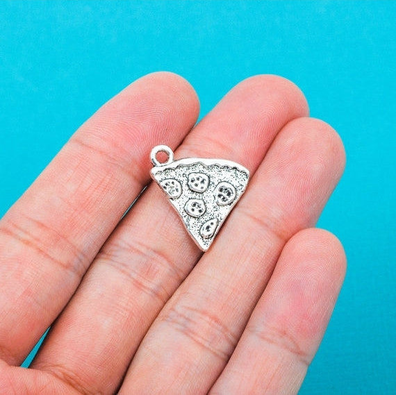 6 Silver Tone Pewter PIZZA Food Charm Pendants chs0163