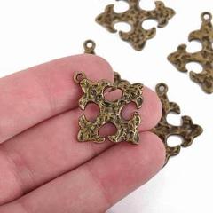 5 Bronze Ox Cross Fleury Relic Charms, Fleur de Lis Cross, Hammered Plated Metal, double sided design, 30x28mm, chs2962