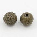 20 ANTIQUE BRONZE BRASS Metal Round Beads  10mm  bme0298