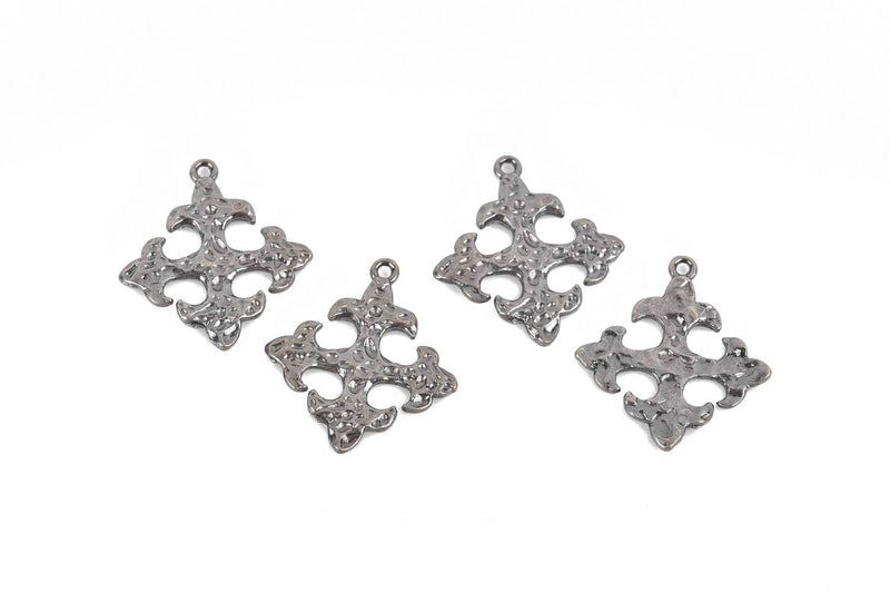 5 Gunmetal Cross Fleury Relic Charms, Fleur de Lis Cross, Gunmetal Hammered Plated Metal, double sided design, 30x28mm, chs2950