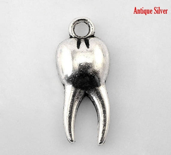 5 Antique Silver Metal TOOTH Charm Pendants  chs1331