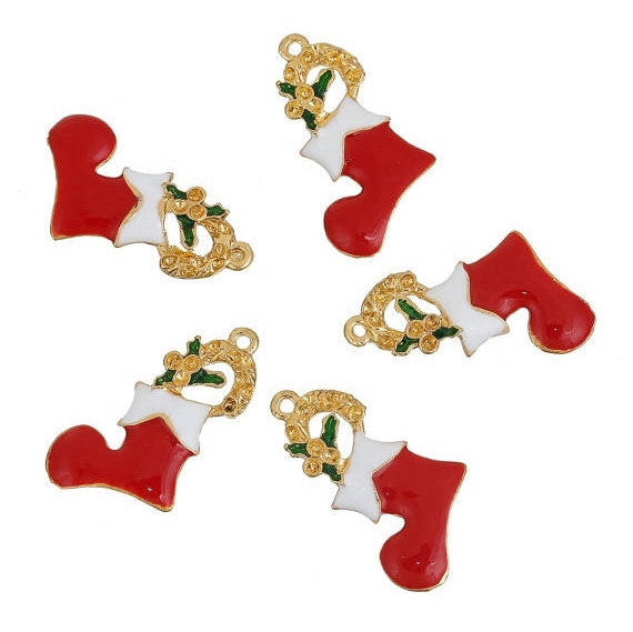 3 CHRISTMAS STOCKING Wreath Charm Pendants, red white green stockings, holds ss7 pointback rhinestones, Gold Plated with enamel, chg0557