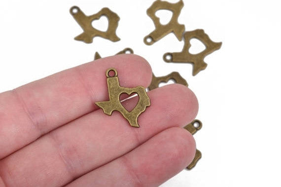 10 Bronze TEXAS Charm Pendants, Heart Cut Out State Texas Travel Charm Pendants, 23x19mm, chb0492