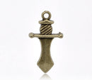6 Antique Bronze Tone Metal DAGGER Sword Charm Pendants. 25mm x 14mm. CHB0037