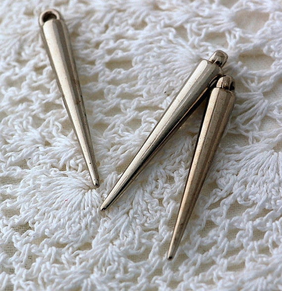 12 DARK SILVER Metallic Acrylic Spikes for Hoop Earrings . Small . 35mm . cha0073