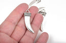 5 Large HORN or CLAW Tusk Charm Pendants, silver oxidized, 40x13mm, chs2531