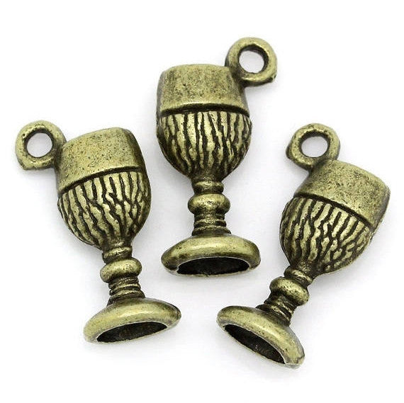 10 WINE GLASS Bronze Tone Metal Charm Pendants chb0176
