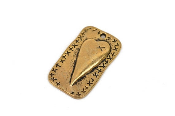 10 MENDED HEART Charm Pendants, antiqued gold metal, broken heart charms, rustic mending heart, 27x15mm, chg0416