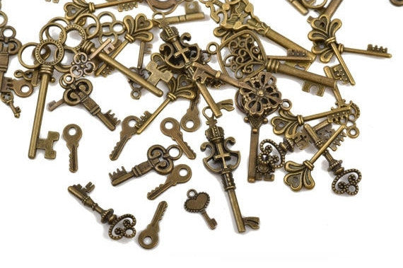 Large Mix Antique Bronze Key Pendant Charms, 500 grams (400+ charms), chb0469