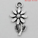 10 Antique Silver DAISY FLOWER Charm Pendants  chs1285