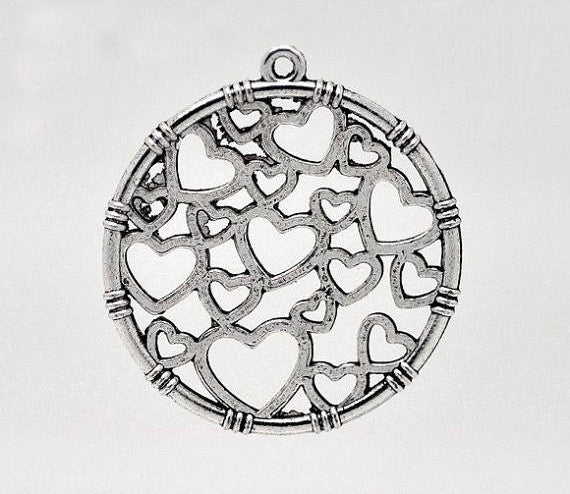 4 Large Silver Tone Metal CIRCLE of LOVE Heart Pendants . chs1154