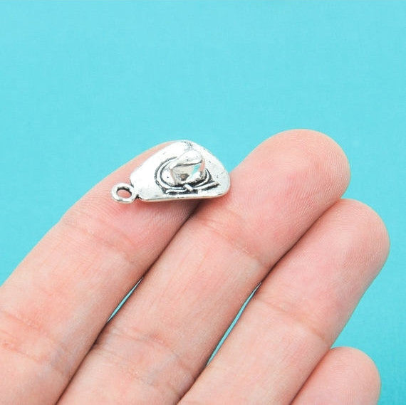 Silver Metal COWBOY HAT Charm Pendants  . 10 pieces  Chs0029