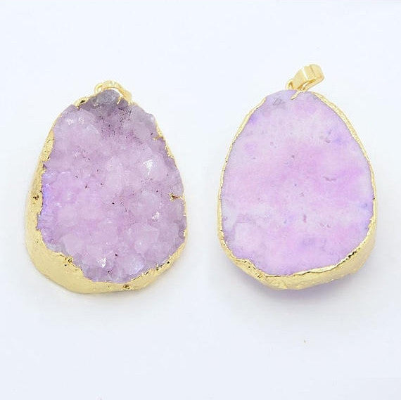 1 LAVENDER PURPLE Agate Druzy Crystal Pendant, gold plated metal with bail  gdz0032