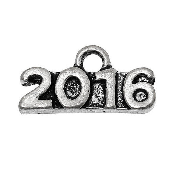 10 Silver Tone 2016 Graduation Pewter Charms or Pendants chs2046a