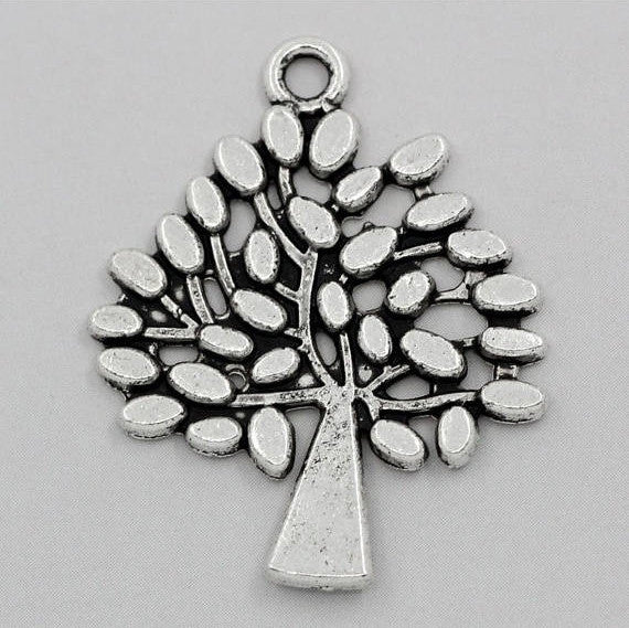 6 Silver Tone Metal TREE of LIFE Charm Pendants . chs0757