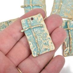 2 Large CROSS Charm Pendants, light gold base with soldered cross, blue green verdigris patina, rustic hammered metal, 42x26mm, chg0484