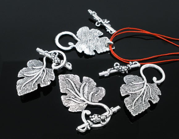 Leaf Antique Silver Fancy Toggle Clasps .Grape Leaves Leaf Clasp fcl0060