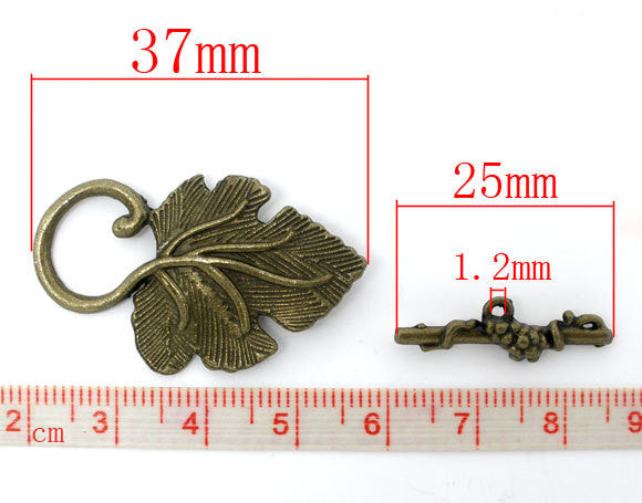 Antique Bronze Metal Fancy Toggle Clasps  Grape Leaves  5 sets  fcl0087