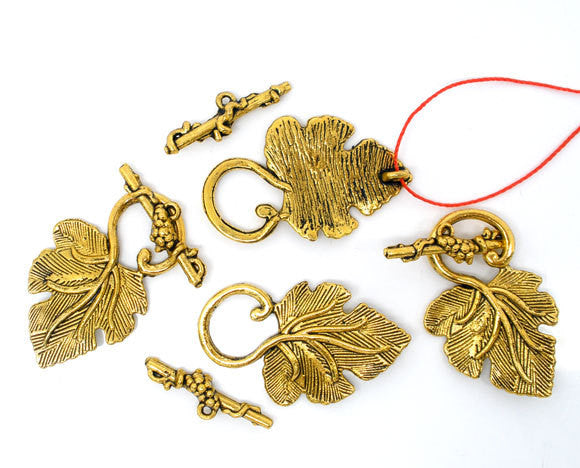 Antique Gold Metal Fancy Toggle Clasps  Grape Leaves  5 sets fcl0062