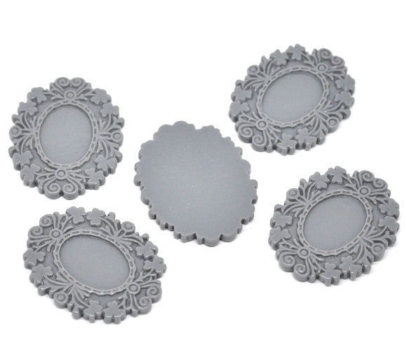 Resin SILVER GRAY Picture Frame Setting Blank .  2 pieces . holds cameo 24 x 18mm cab0243