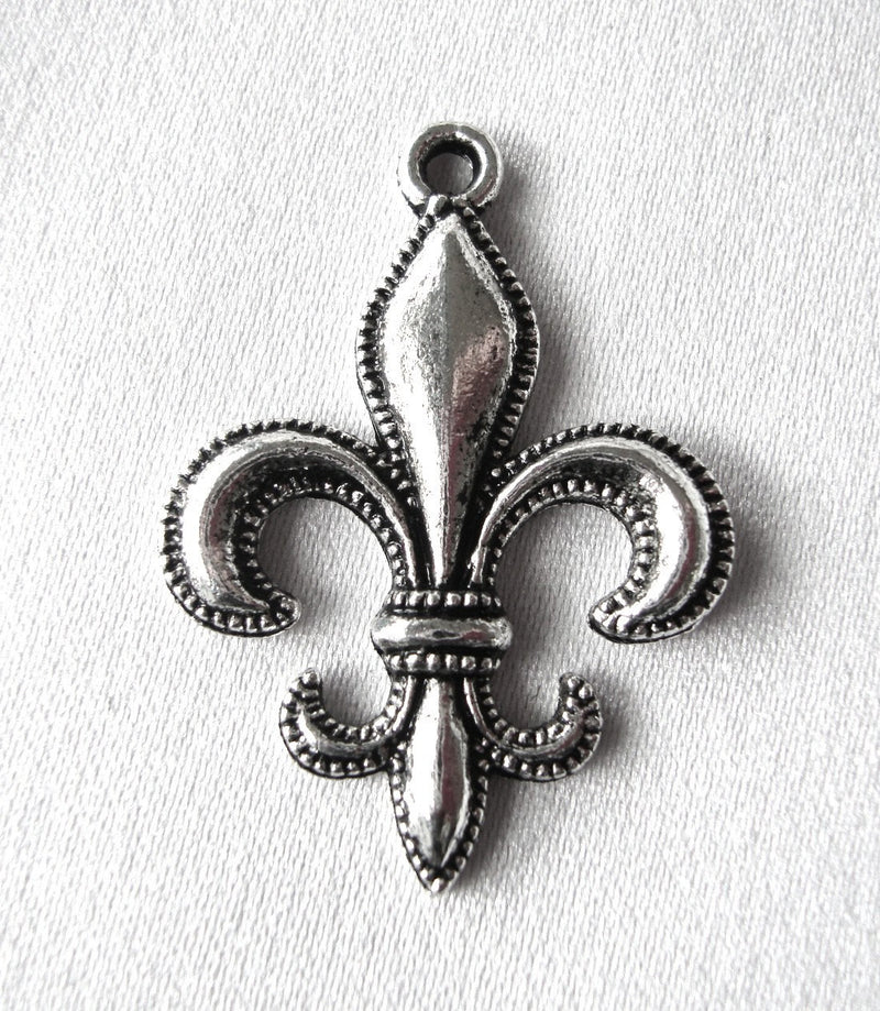 4 - Silver Tone Fleur-De-Lis Charm Pendants 30mm x 22mm  chs0252