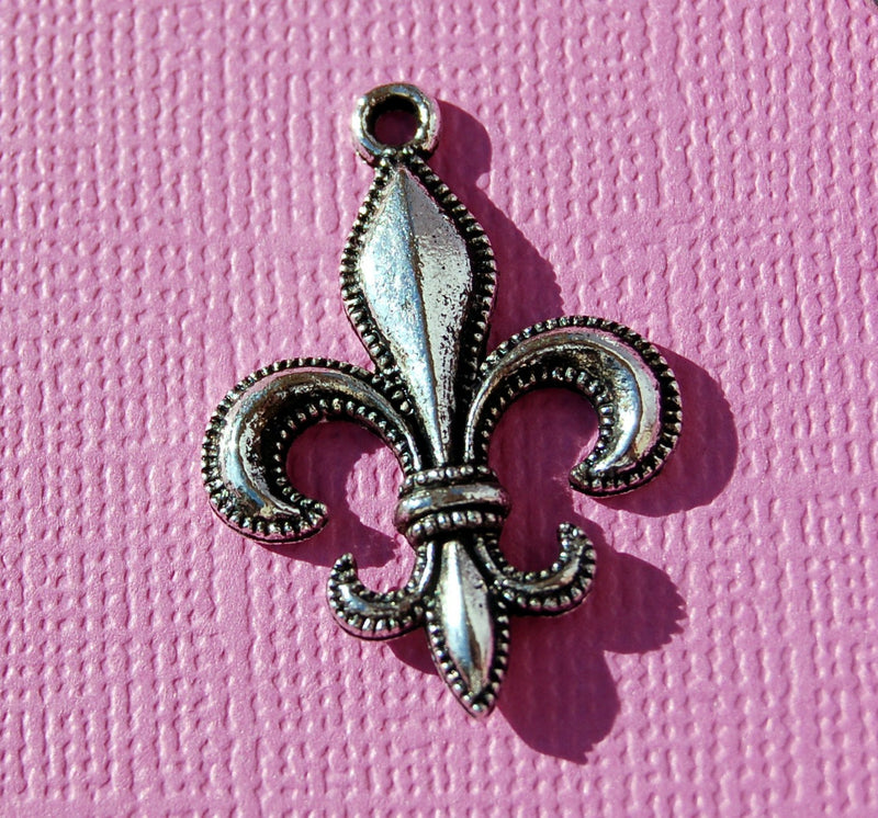 4 - Silver Tone Fleur-De-Lis Charm Pendants 30mm x 22mm  chs0252