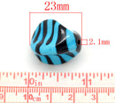 6 TURQUOISE BLUE Helix Wavy Shaped Zebra Striped Acrylic Spacer Beads 23x18mm . bac0206a