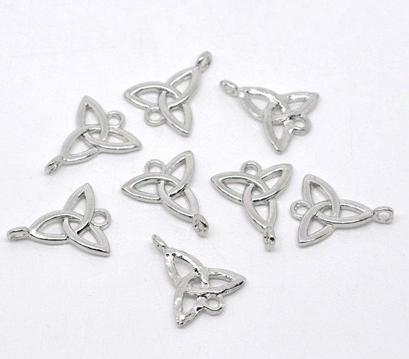 4 Silver Tone Celtic Knot Charm Connectors 26x21mm . chs0912