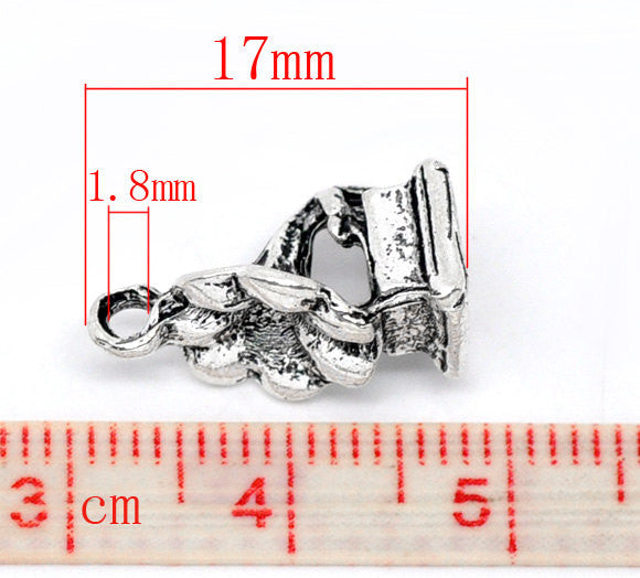 4 Silver Tone Gramophone Charm Pendants 17x9mm . chs0198