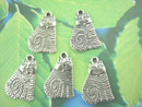 6 Silver Striped Tabby CAT kitten Charms Pendants  20x13  chs0789