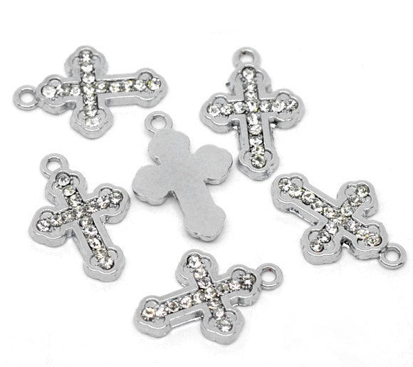 4 Silver Tone Metal and RHINESTONE CROSS Charm Pendants  chs1017