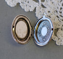 1 Silver Tone Oval Photo Frame Locket Pendants with IVORY Flower Cameo Cabochon, 34x24mm chs2121