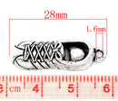 5 Silver Lace-Up TENNIS SHOE Charm Pendants .  chs0102