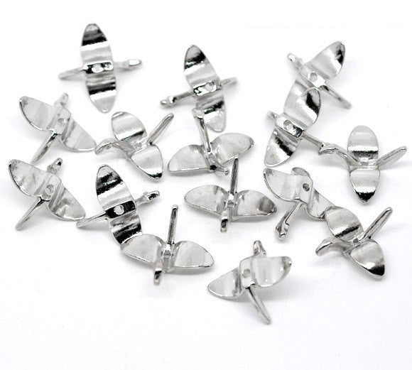 30 Silver Tone Metal ORIGAMI CRANE Charm Beads bme0115b